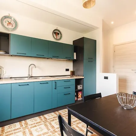 Beautiful Modern * 마리나디지오이사이오니카